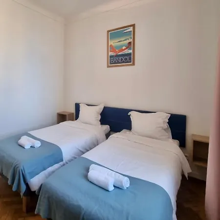 Clair Logis Monaco Parking Terrasse