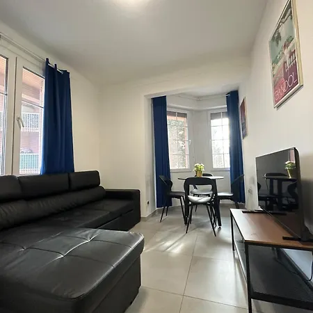 Clair Logis Monaco Parking Terrasse