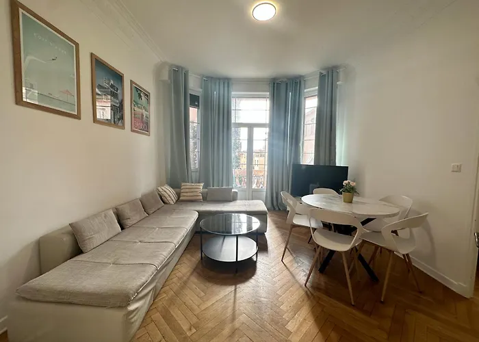 Appartement Clair Logis Monaco Parking Terrasse Beausoleil
